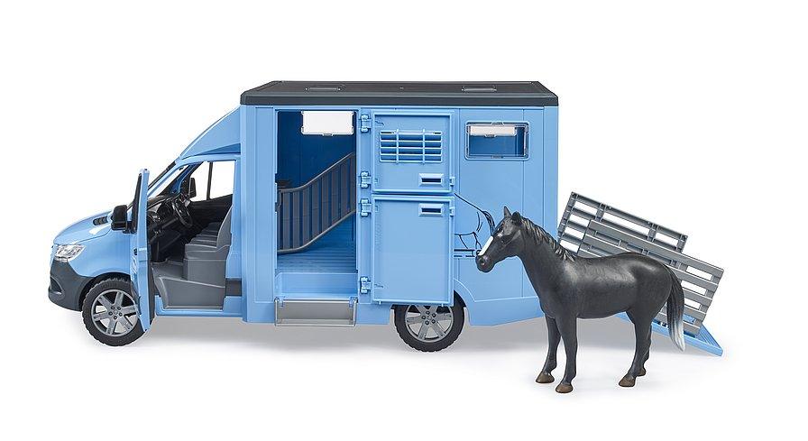 Camion Bétaillère Mercedes Benz Sprinter avec un cheval - La Ribouldingue